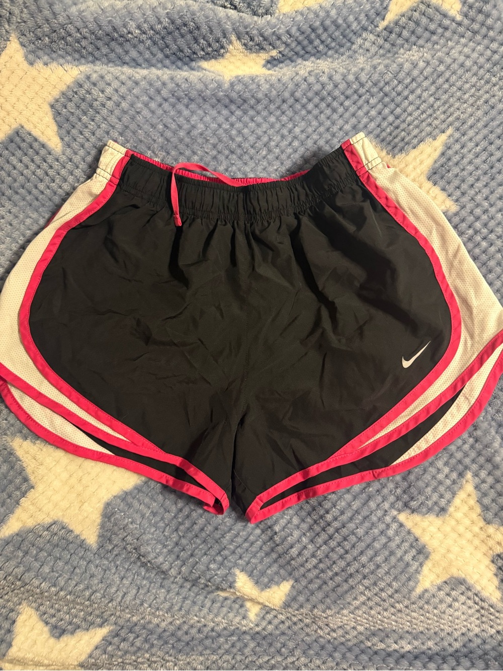 Nike dri-fit shorts women size medium